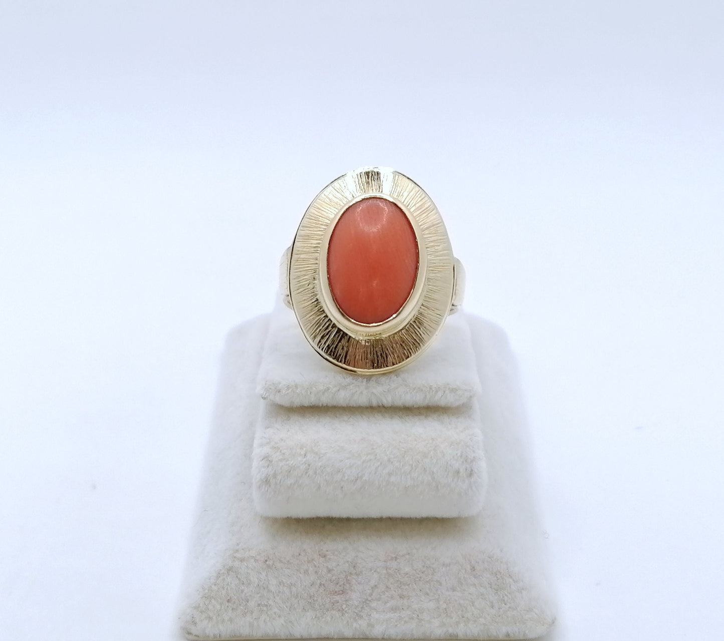 Ring Gold 585er mit Koralle Gr. 56