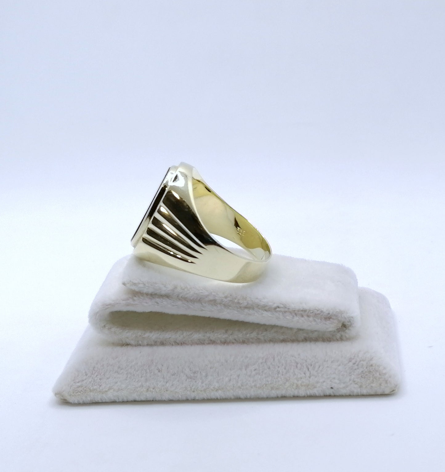 Ring Gold mit Onyx Stein Gr. 65