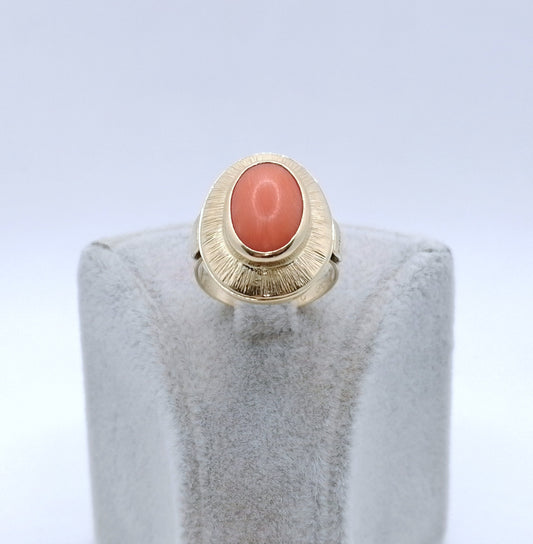 Ring Gold 585er mit Koralle Gr. 56