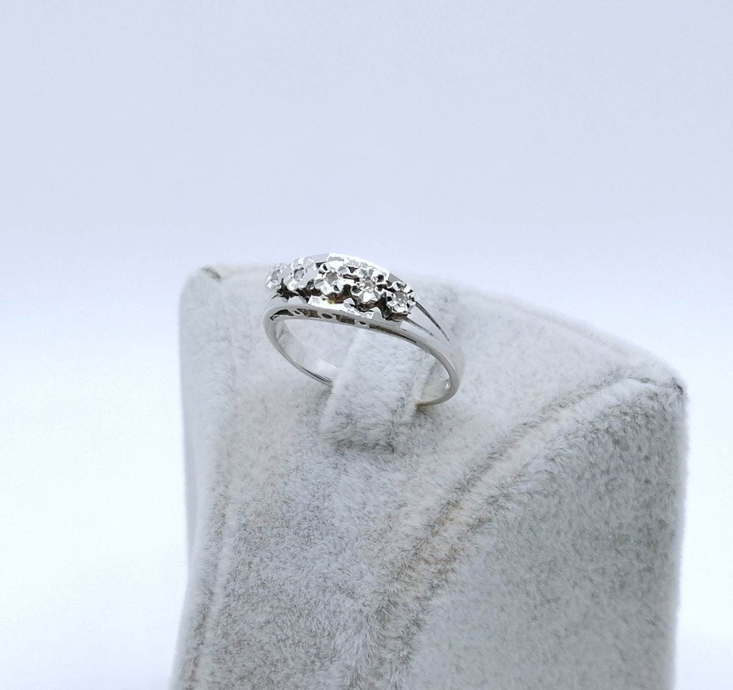 Ring Weißgold 585er mit Diamantsplitter Gr. 53