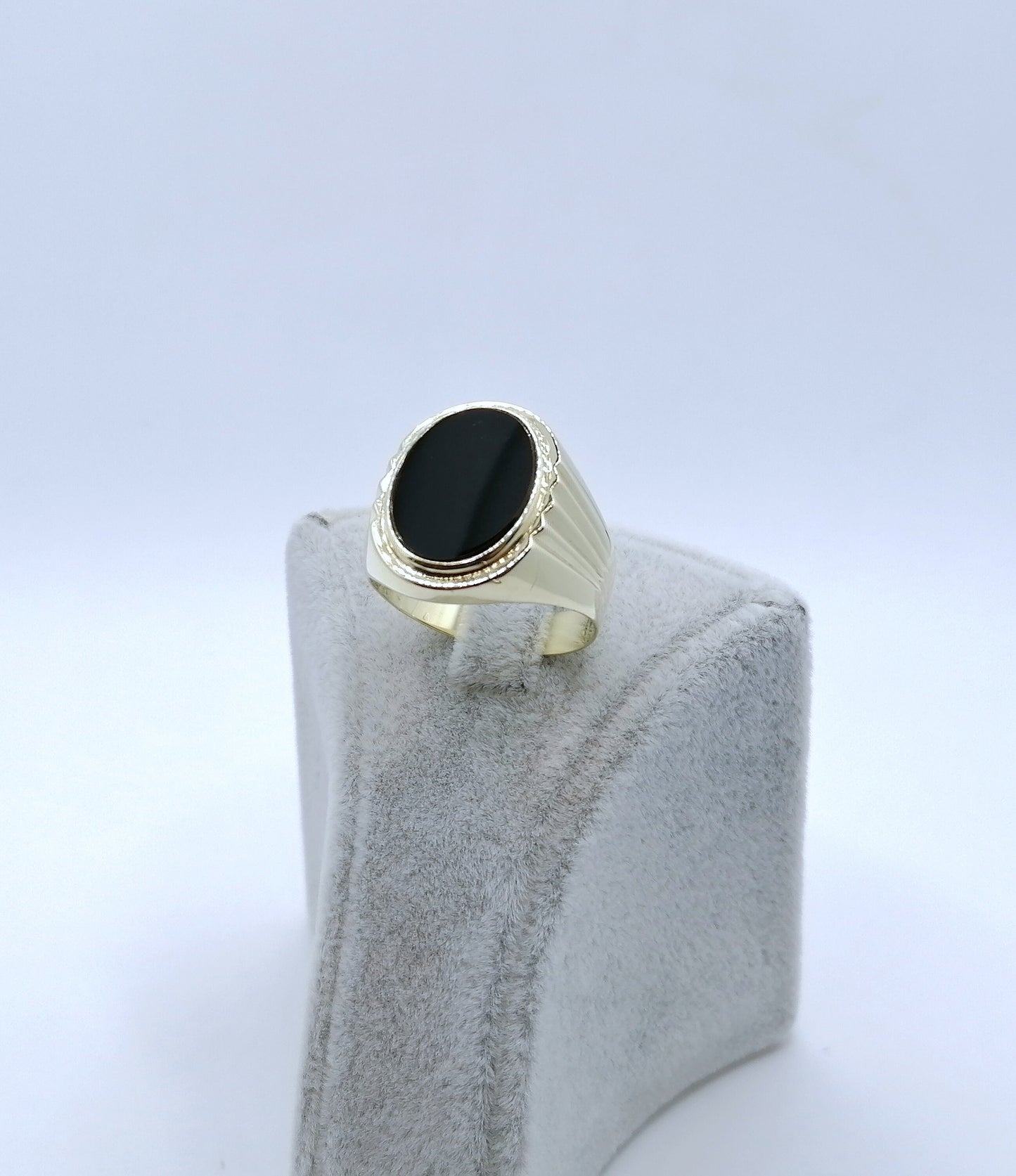 Ring Gold mit Onyx Stein Gr. 65