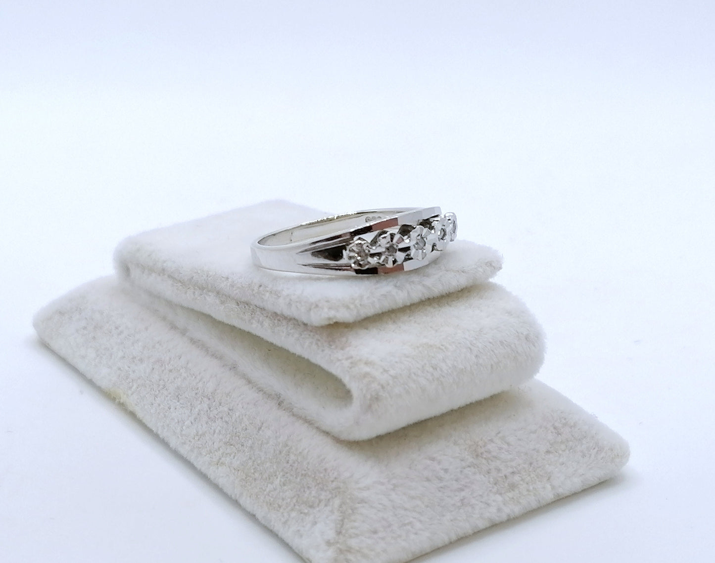 Ring Weißgold 585er mit Diamantsplitter Gr. 53