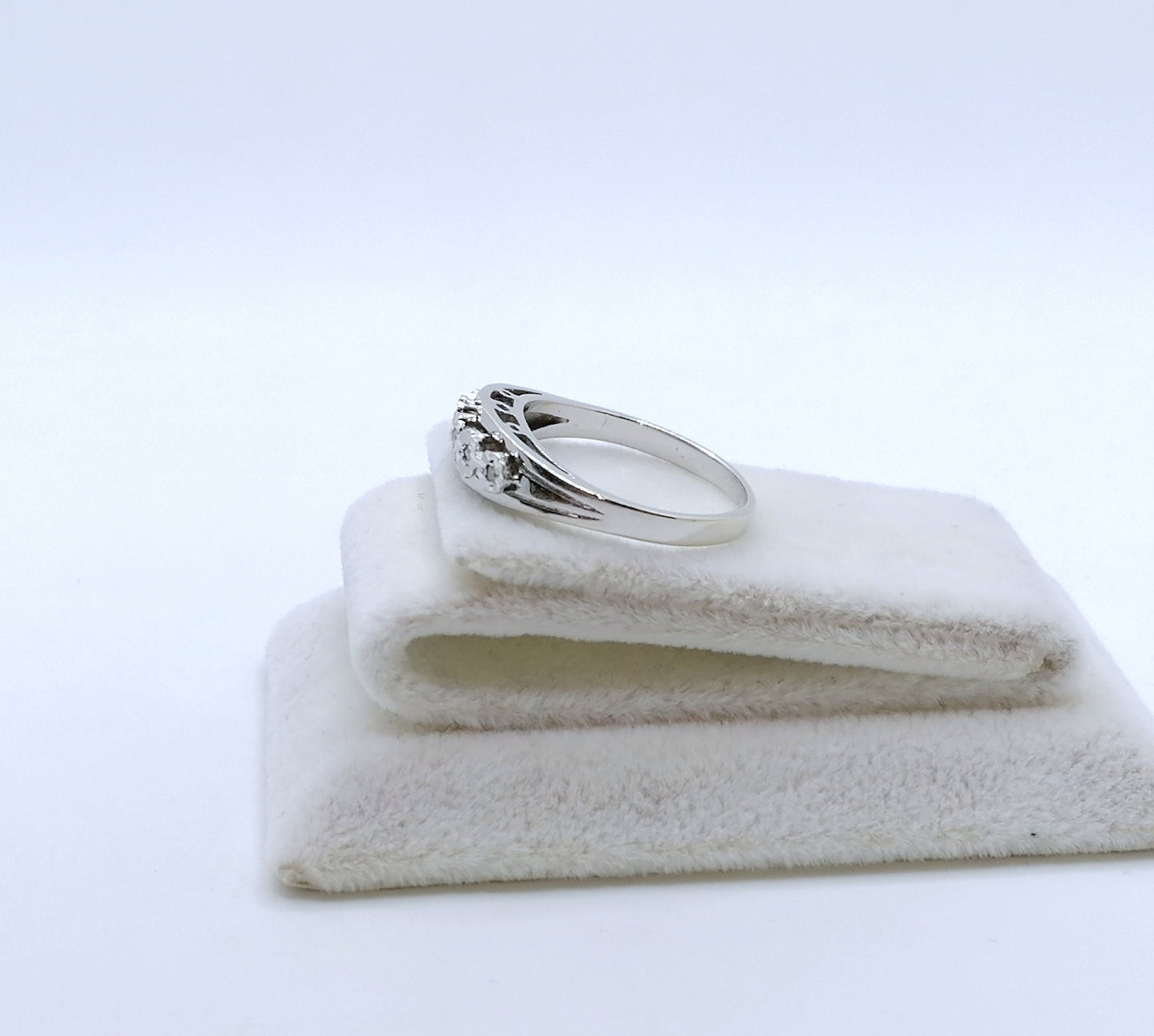 Ring Weißgold 585er mit Diamantsplitter Gr. 53