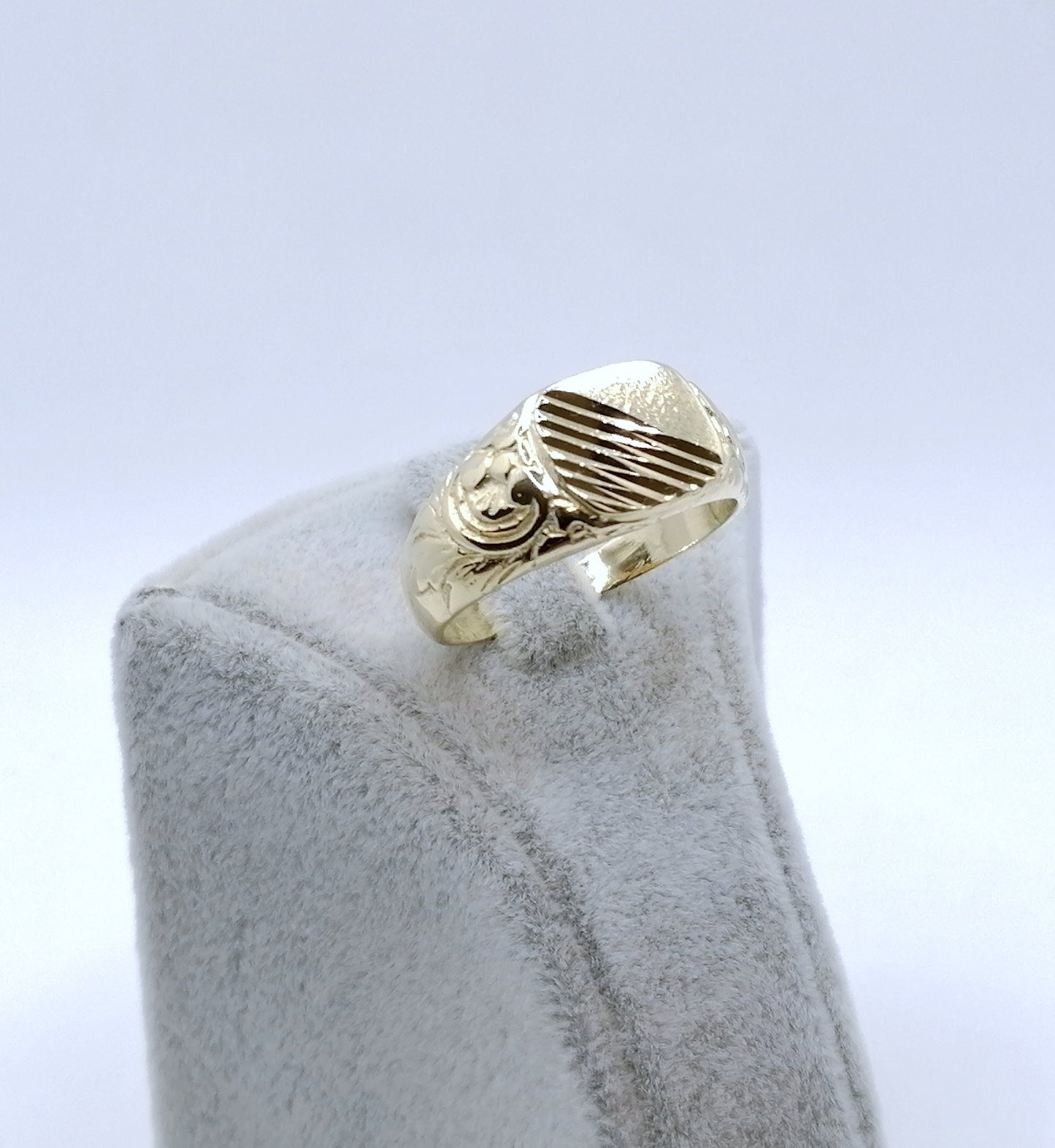 Ring Gold 585er Siegelring Gr. 69