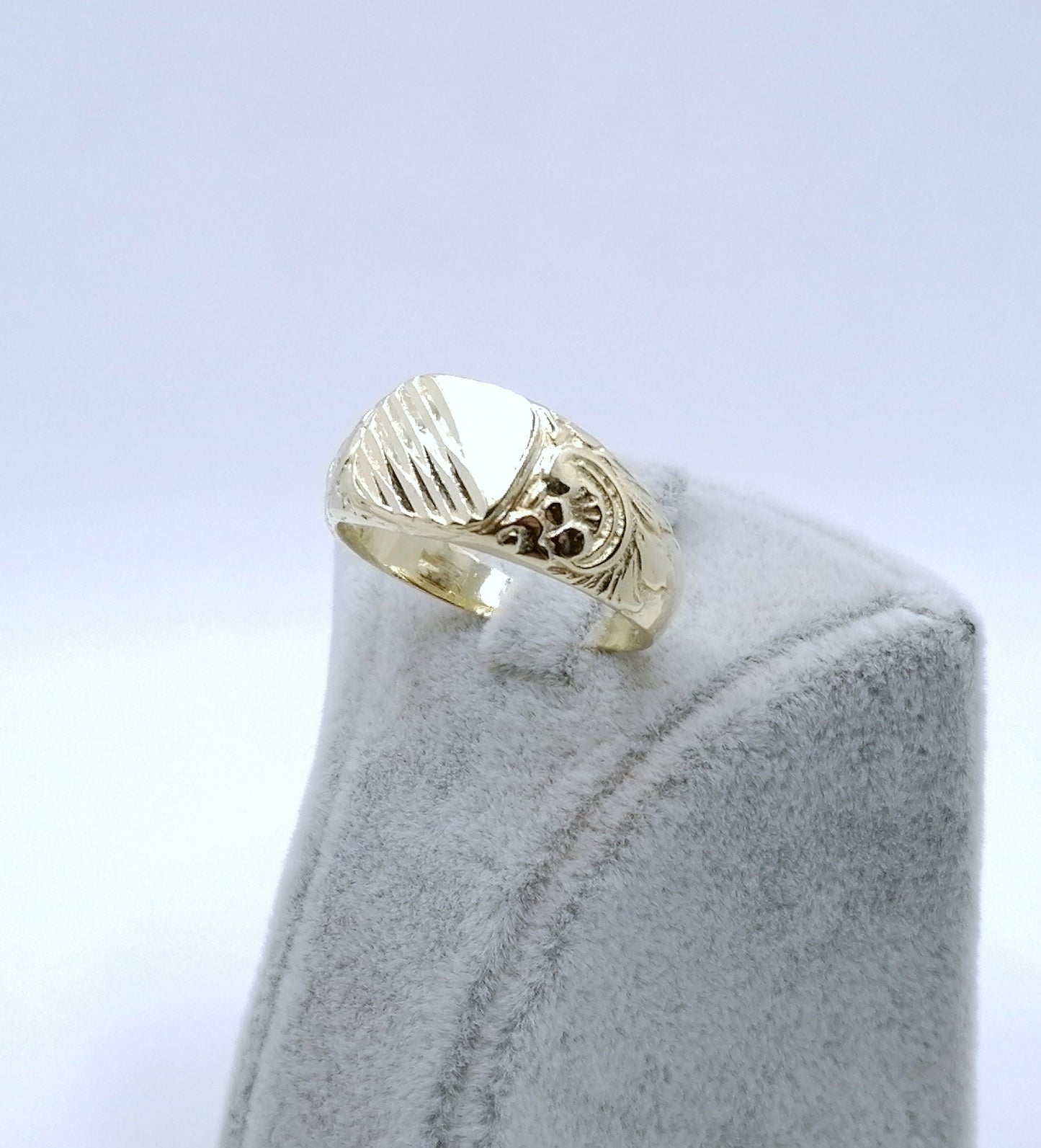 Ring Gold 585er Siegelring Gr. 69