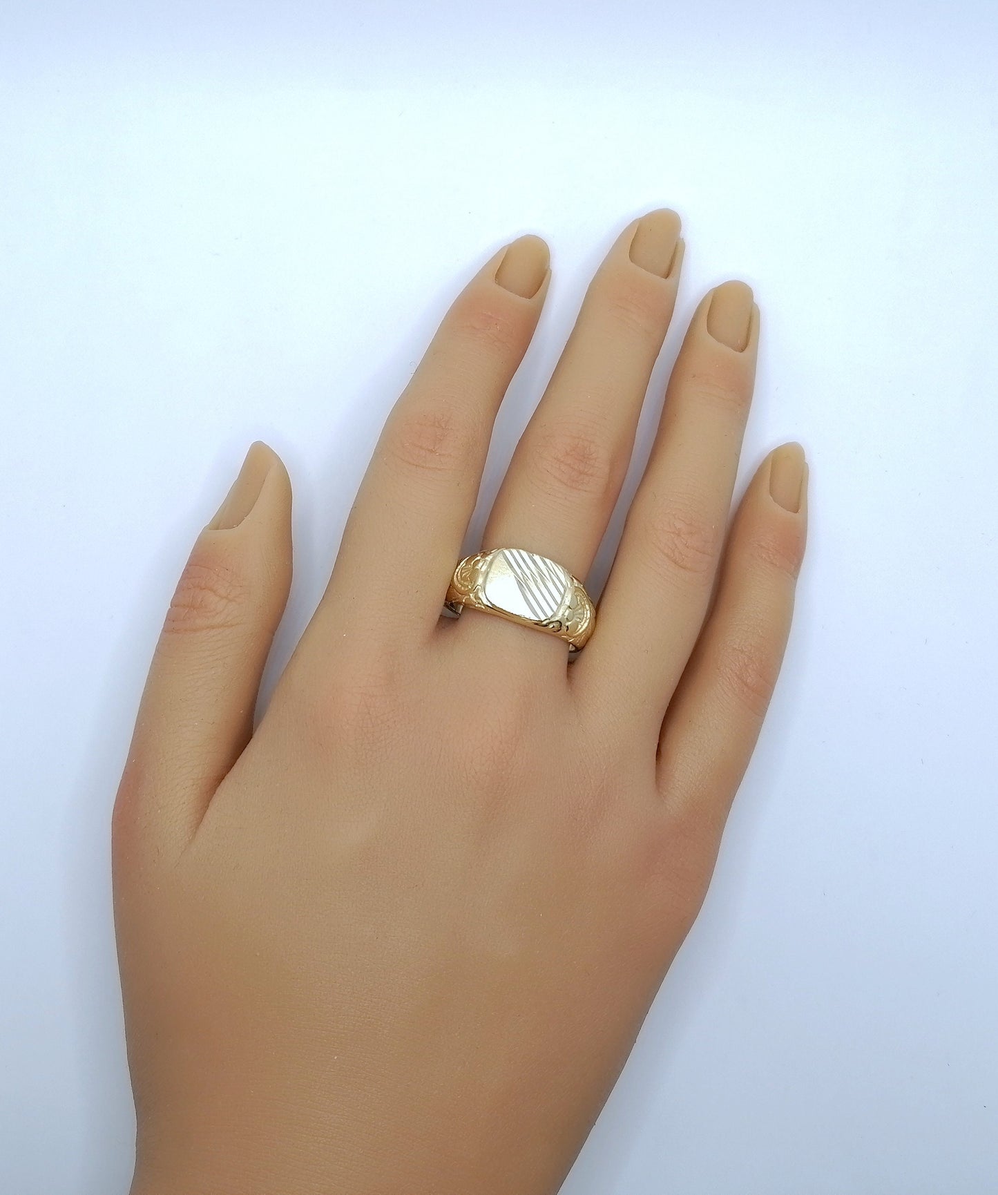Ring Gold 585er Siegelring Gr. 69