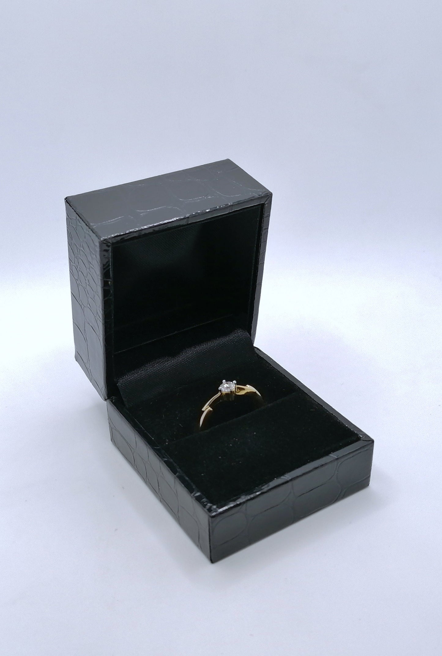 Ring Gold 750er Solitär mit Lupenreinem Brillanten Gr. 53