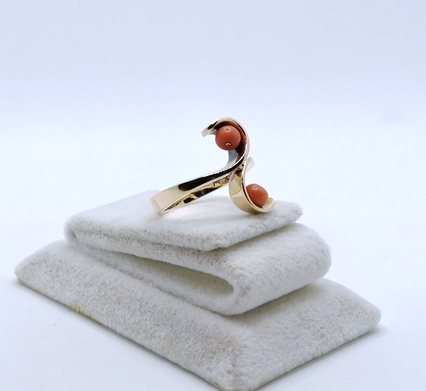 Ring Gold 585er Damenring mit Korallen Perlen Gr. 53