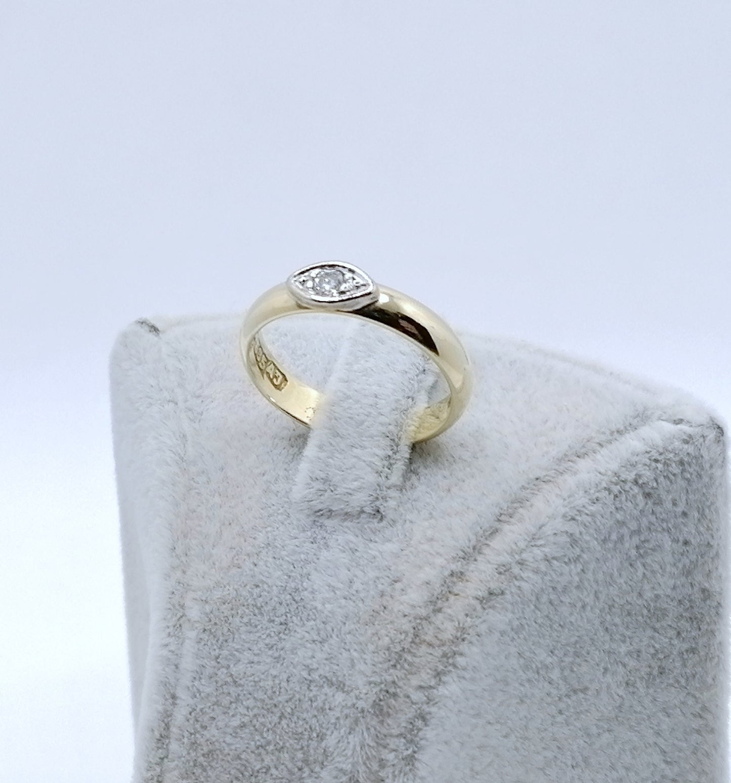 Ring Gold 585er mit 0,035ct Brillant Solitär Goldring Gr. 50