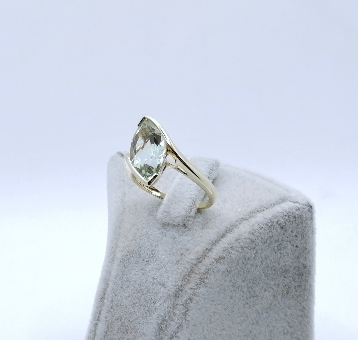 Ring Gold 375er mit Prasiolith Grüner Amethyst Gr. 57