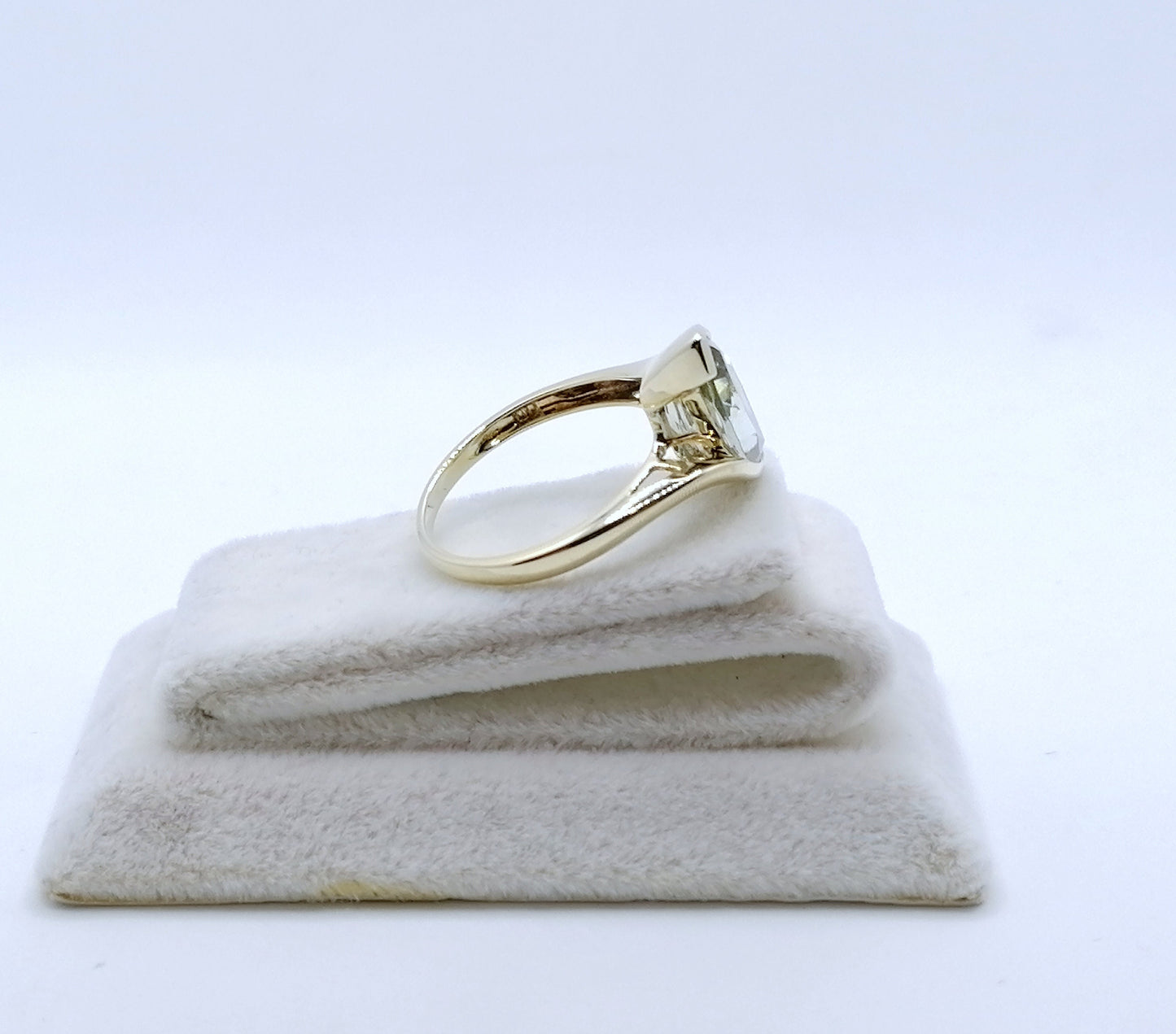 Ring Gold 375er mit Prasiolith Grüner Amethyst Gr. 57
