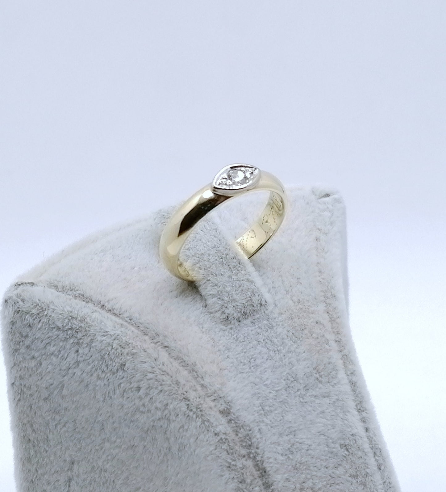 Ring Gold 585er mit 0,035ct Brillant Solitär Goldring Gr. 50