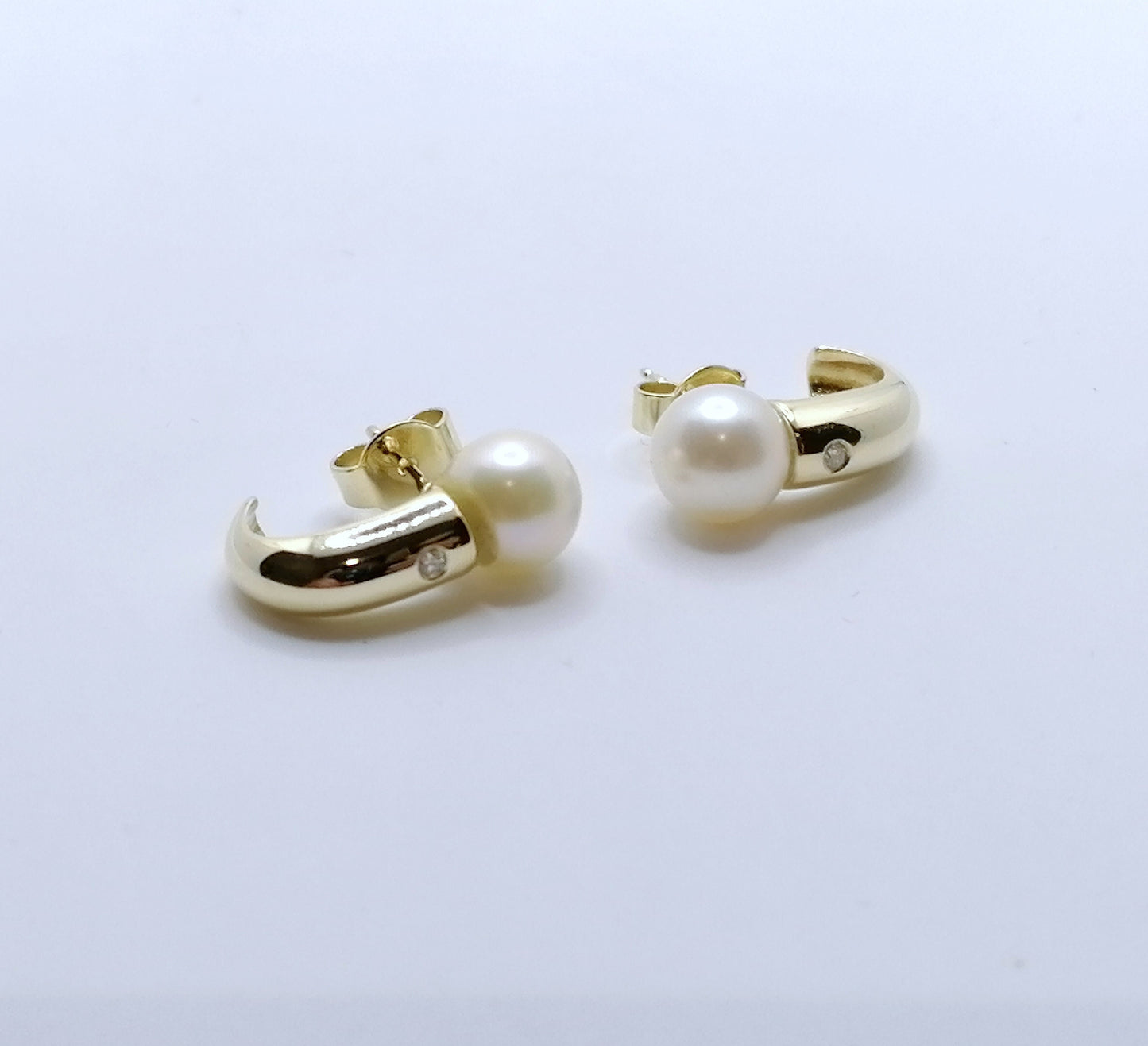 Ohrstecker Gold 585er mit Perle und Diamantsplitter Ohrringe