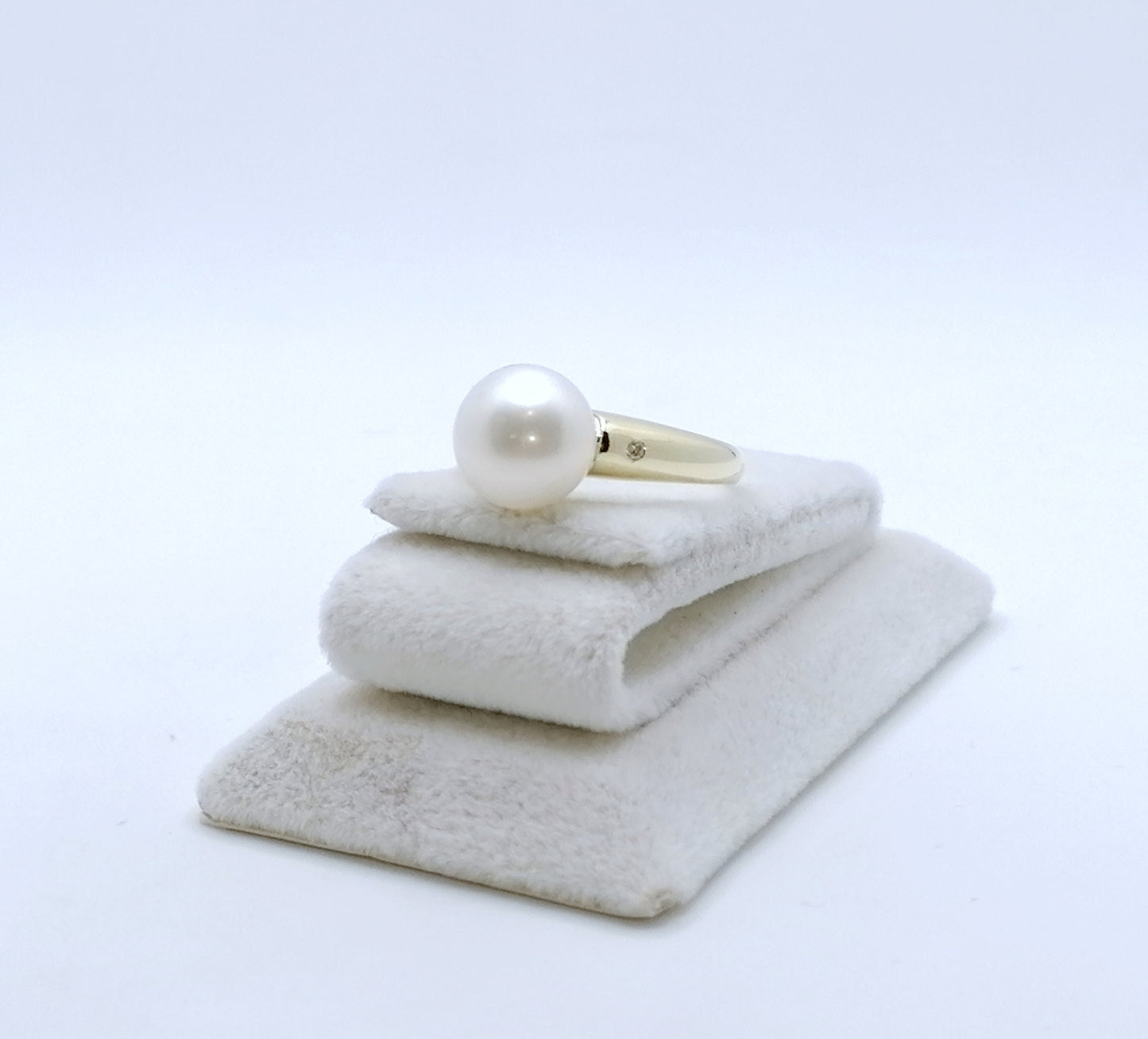 Ring Gold 585er mit Perle und Diamantsplitter Gr. 57