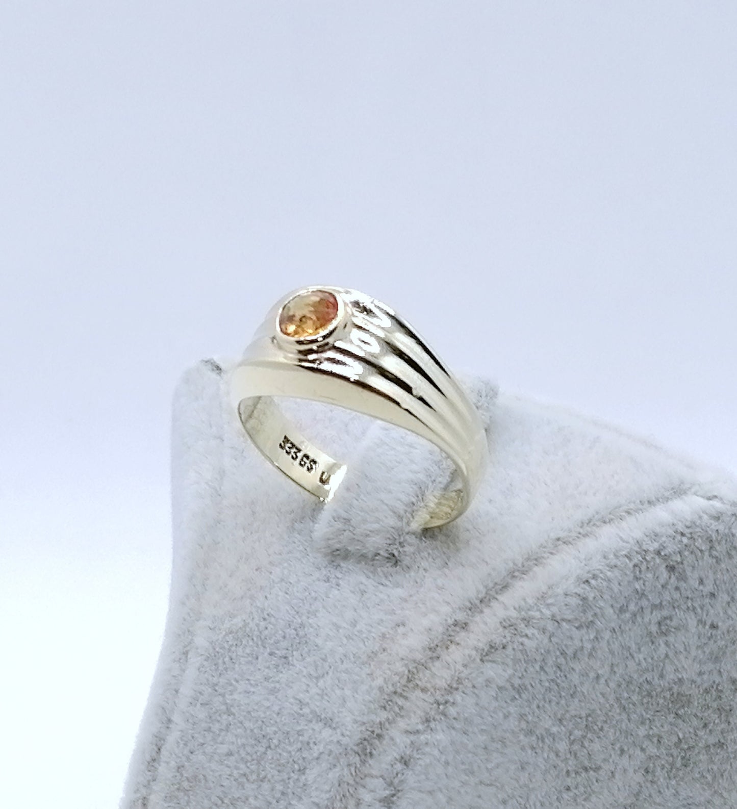Ring Gold 333er mit Saphir Edelstein Gr. 60