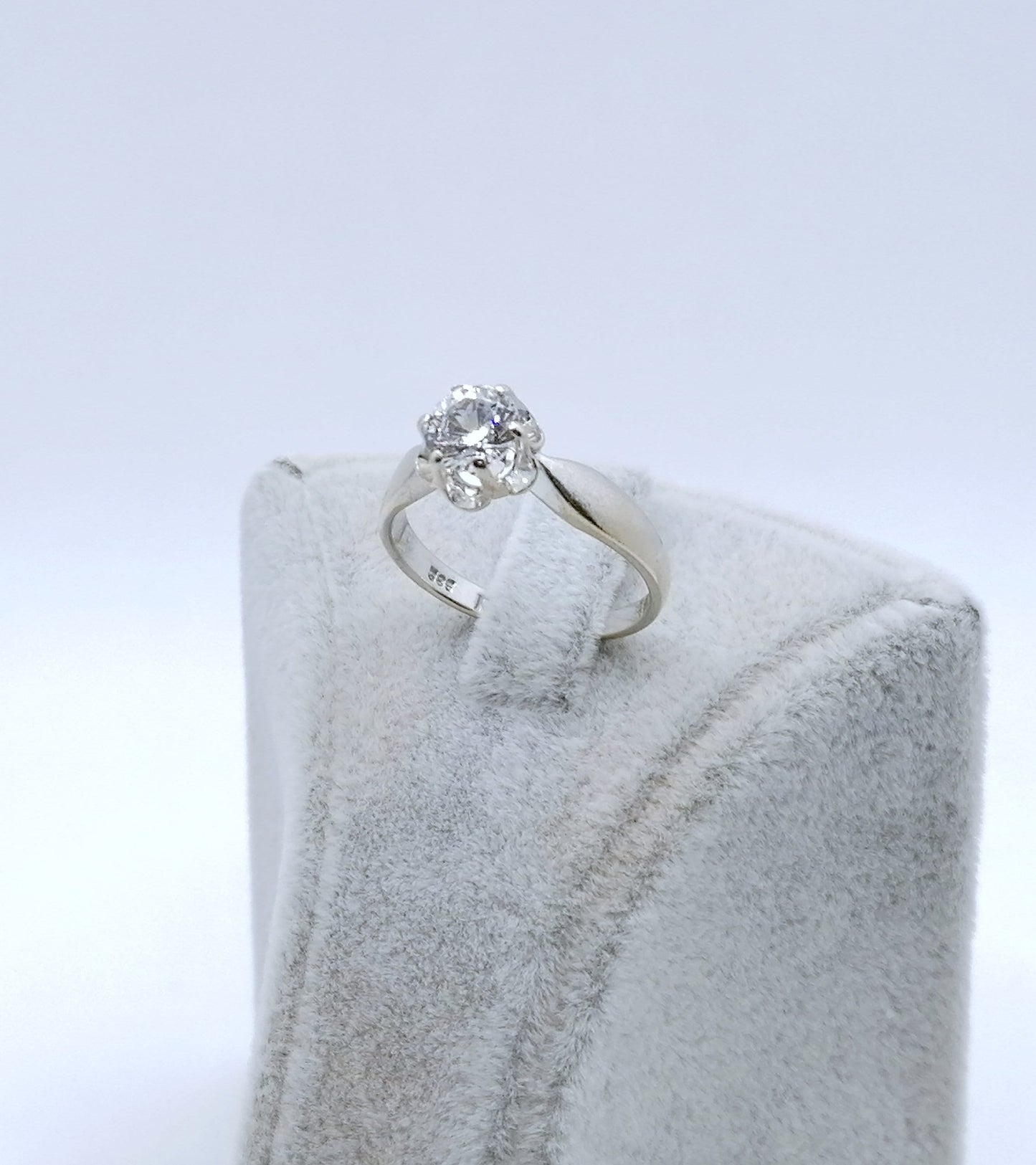 Ring Weißgold 585er Zirkonia Solitär Vintage Goldring Gr. 55