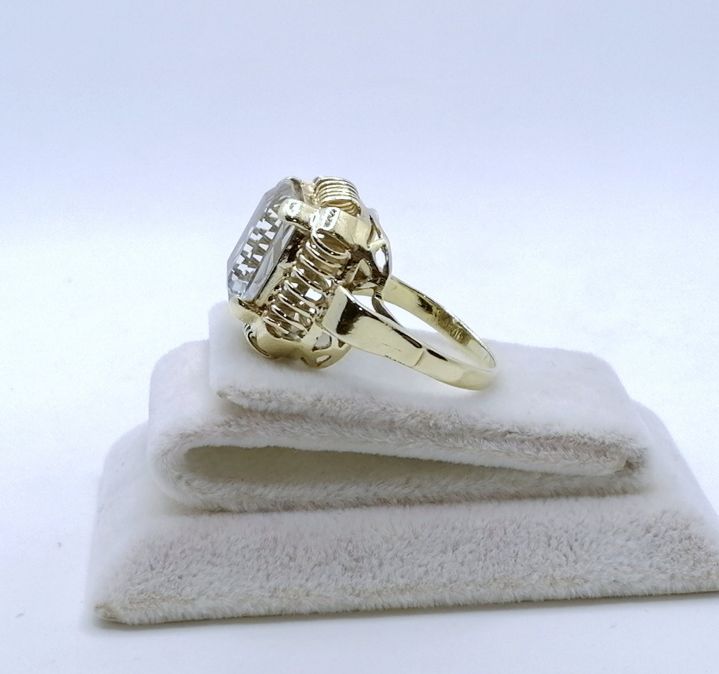 Ring Gold 585er mit blau Topas Vintage Goldring Gr. 57