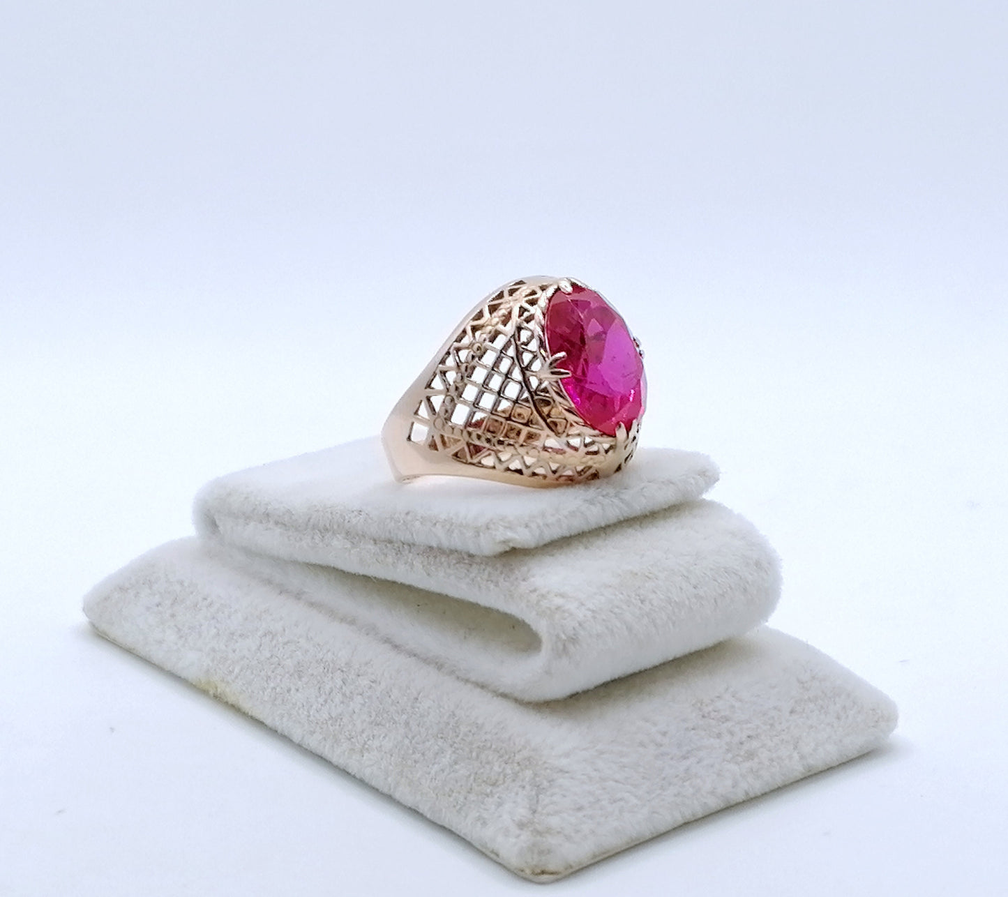 Ring Rotgold 583er Sowjet UdSSR Goldring mit Rubin Gr. 55