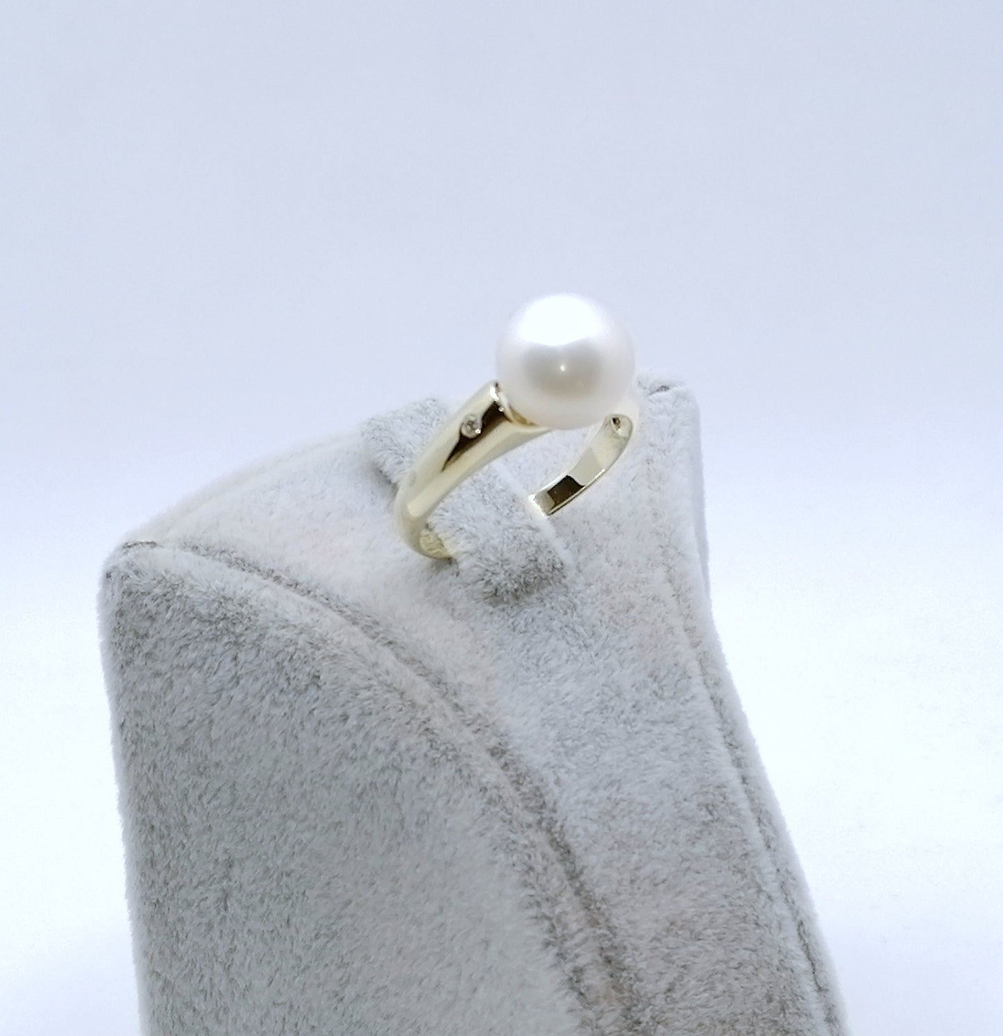 Ring Gold 585er mit Perle und Diamantsplitter Gr. 57