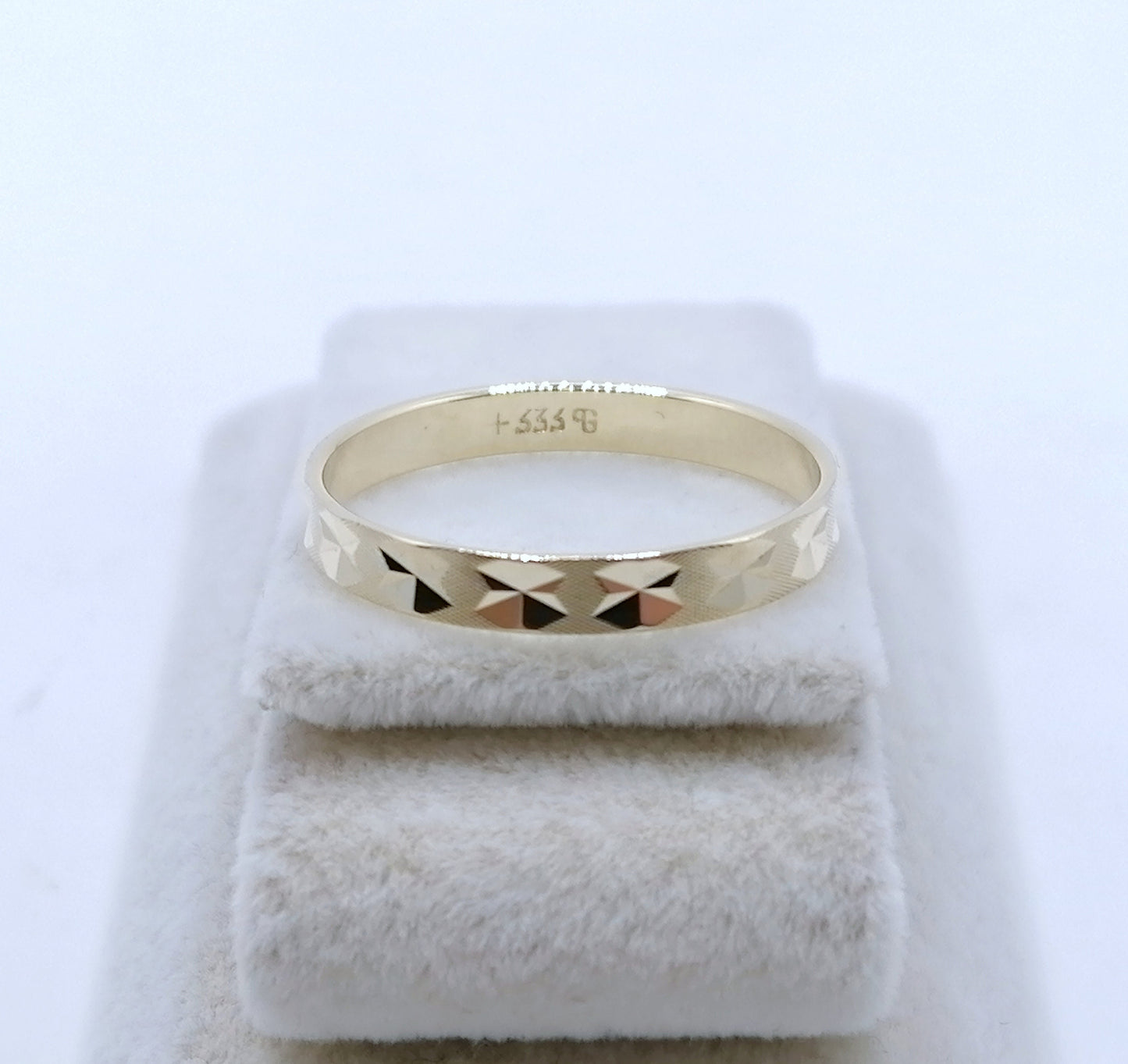 Ring Gold 333er Bandring Gr. 59