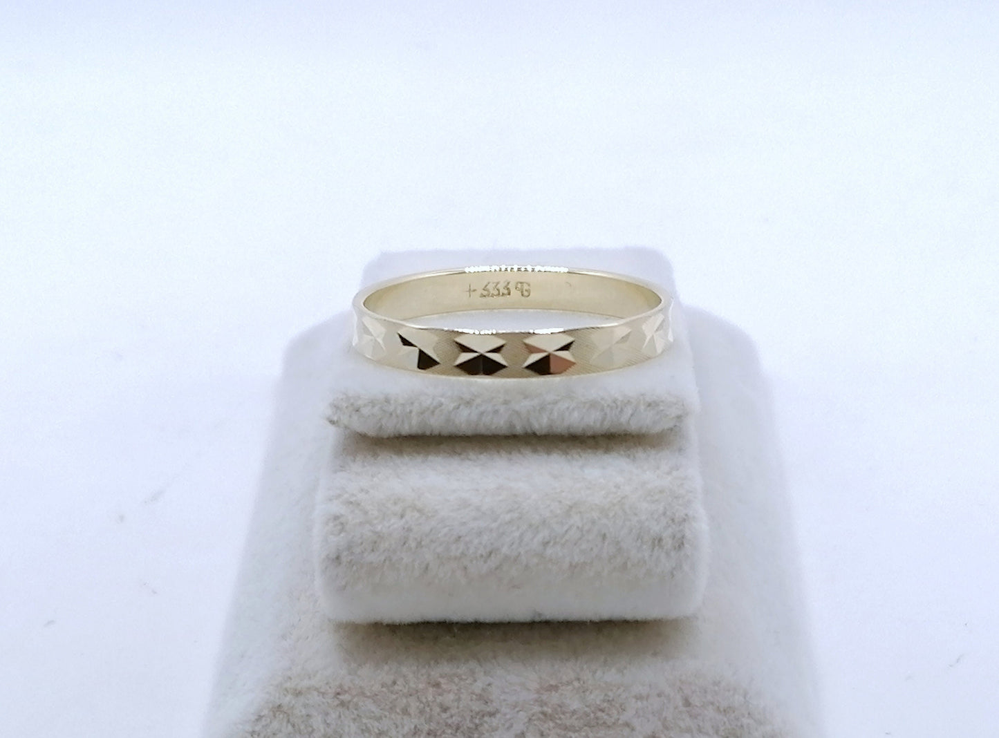 Ring Gold 333er Bandring Gr. 59