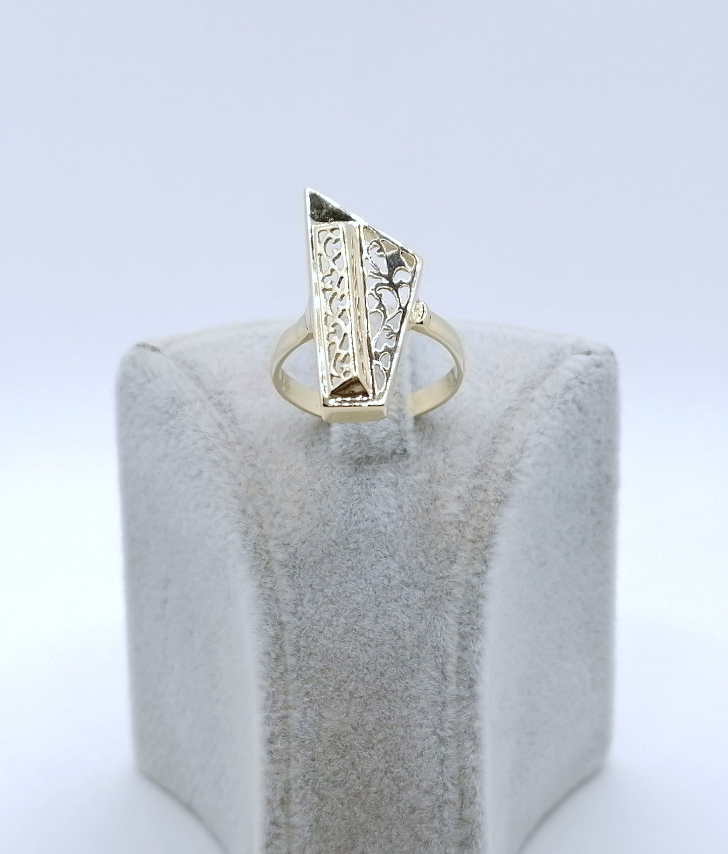 Ring Gold 585er prunkvoll Gr. 57