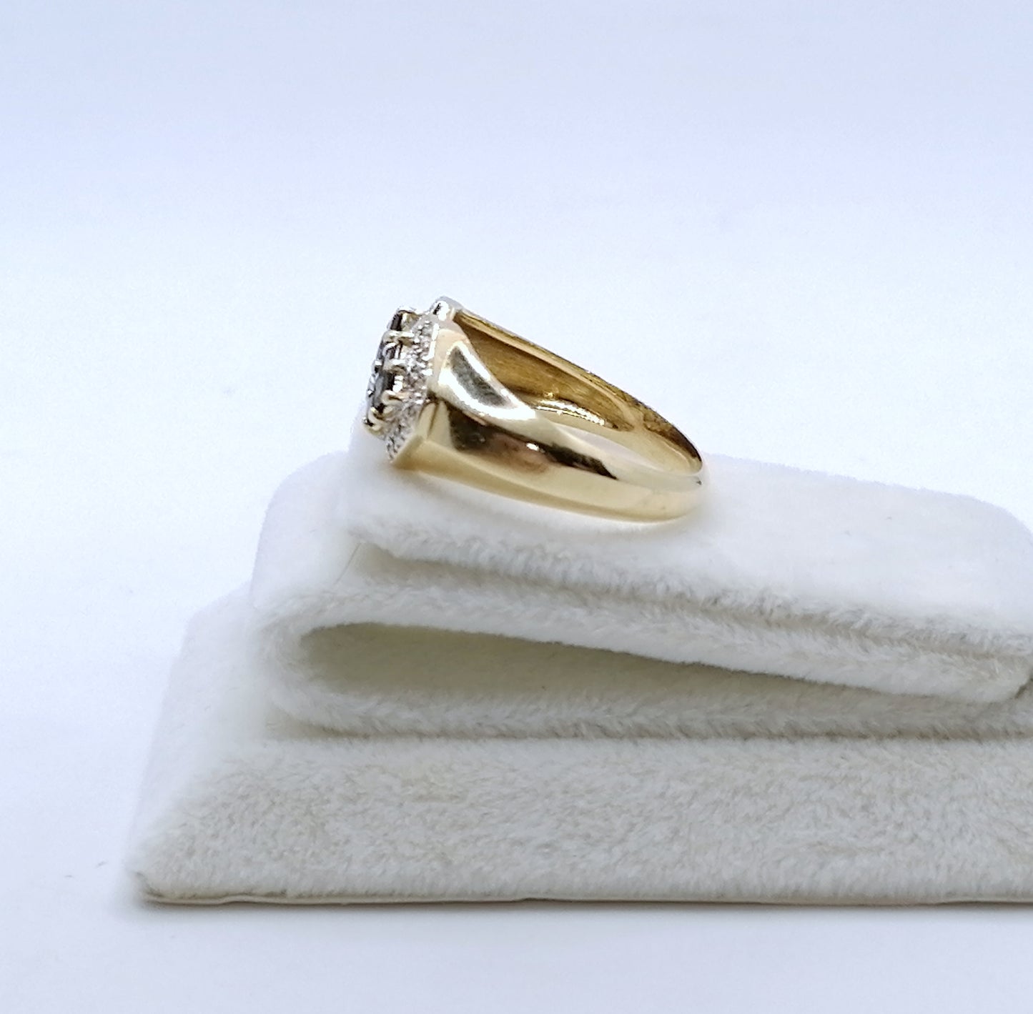 Ring Gold 750er mit Saphiren und Diamanten Gr. 53