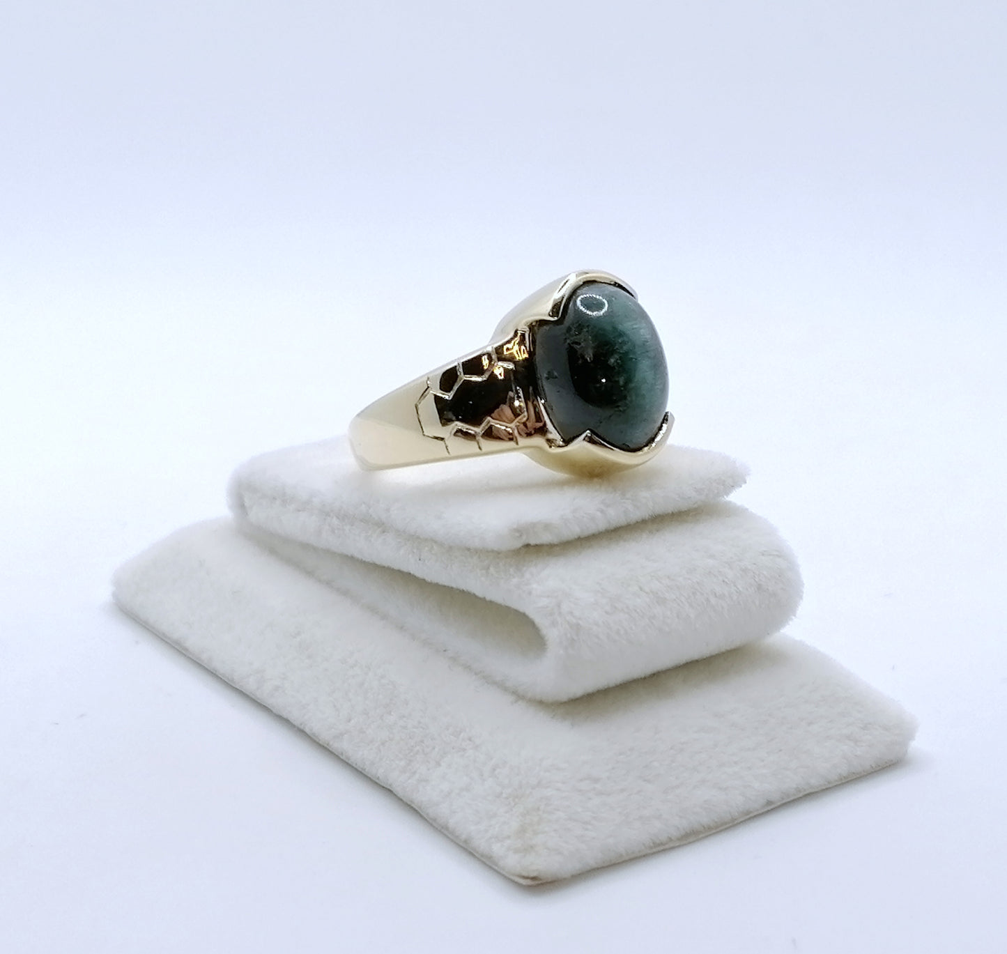 Ring Gold 375er mit Tourmalin Cabochon Gr. 63