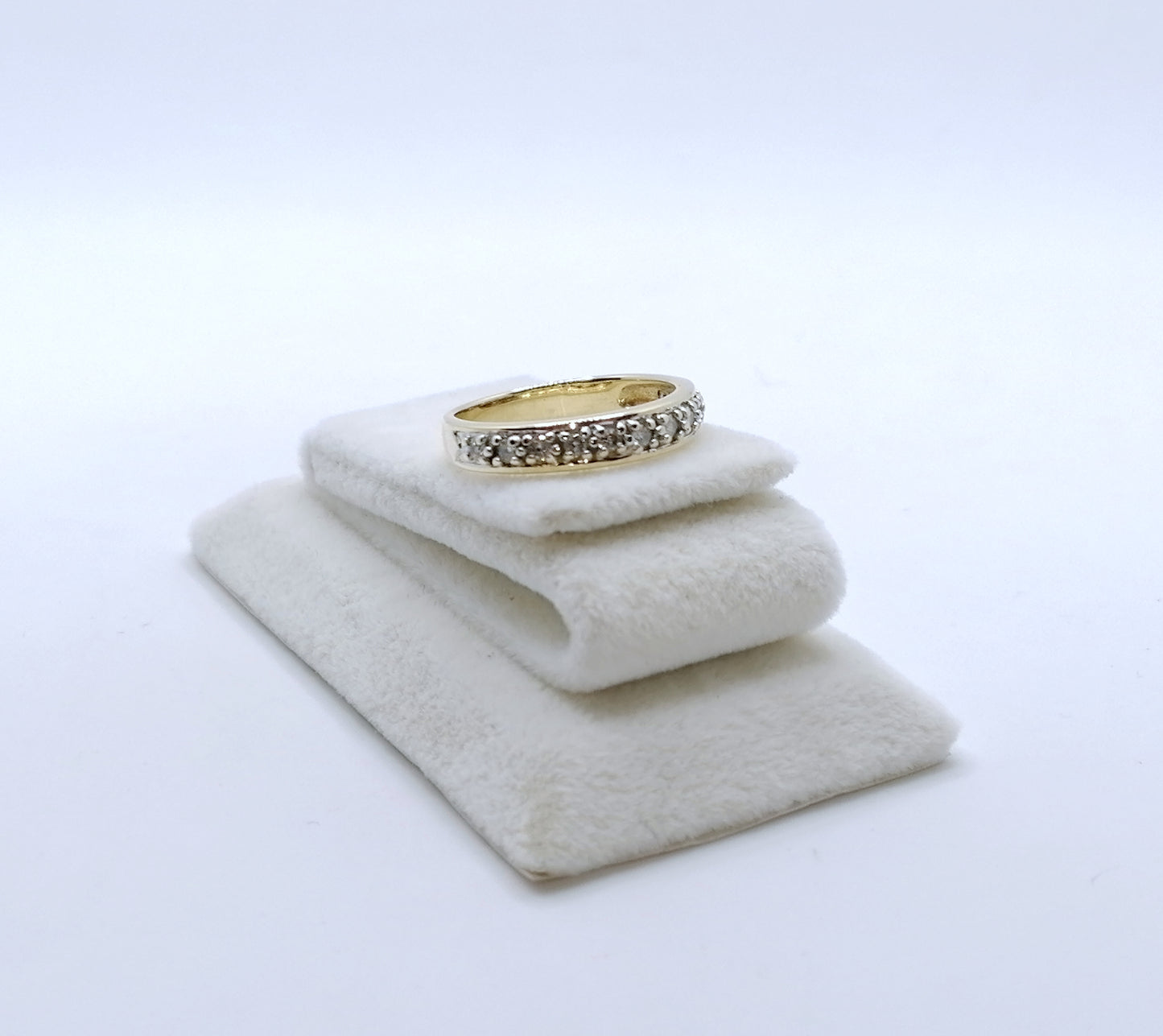 Ring Gold 375er mit Diamantsplitter Gr. 53