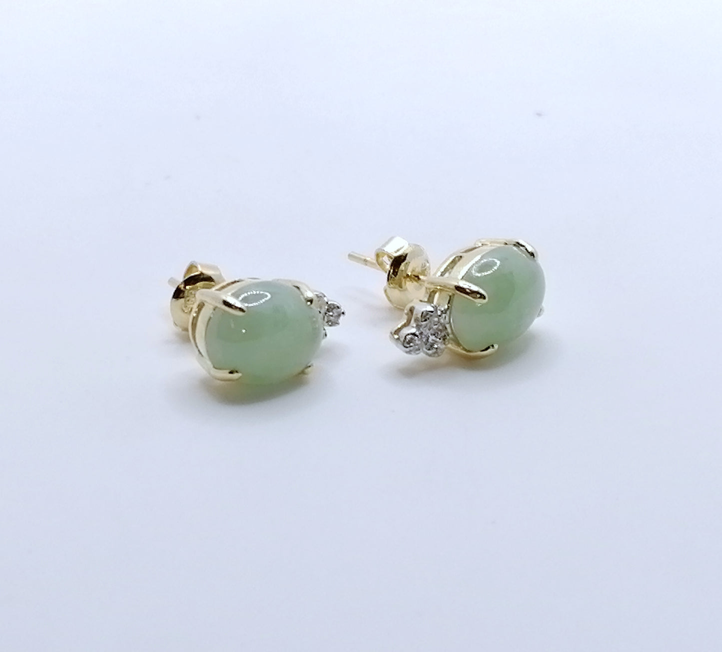 Ohrstecker Gold 585er mit Jade und Diamanten