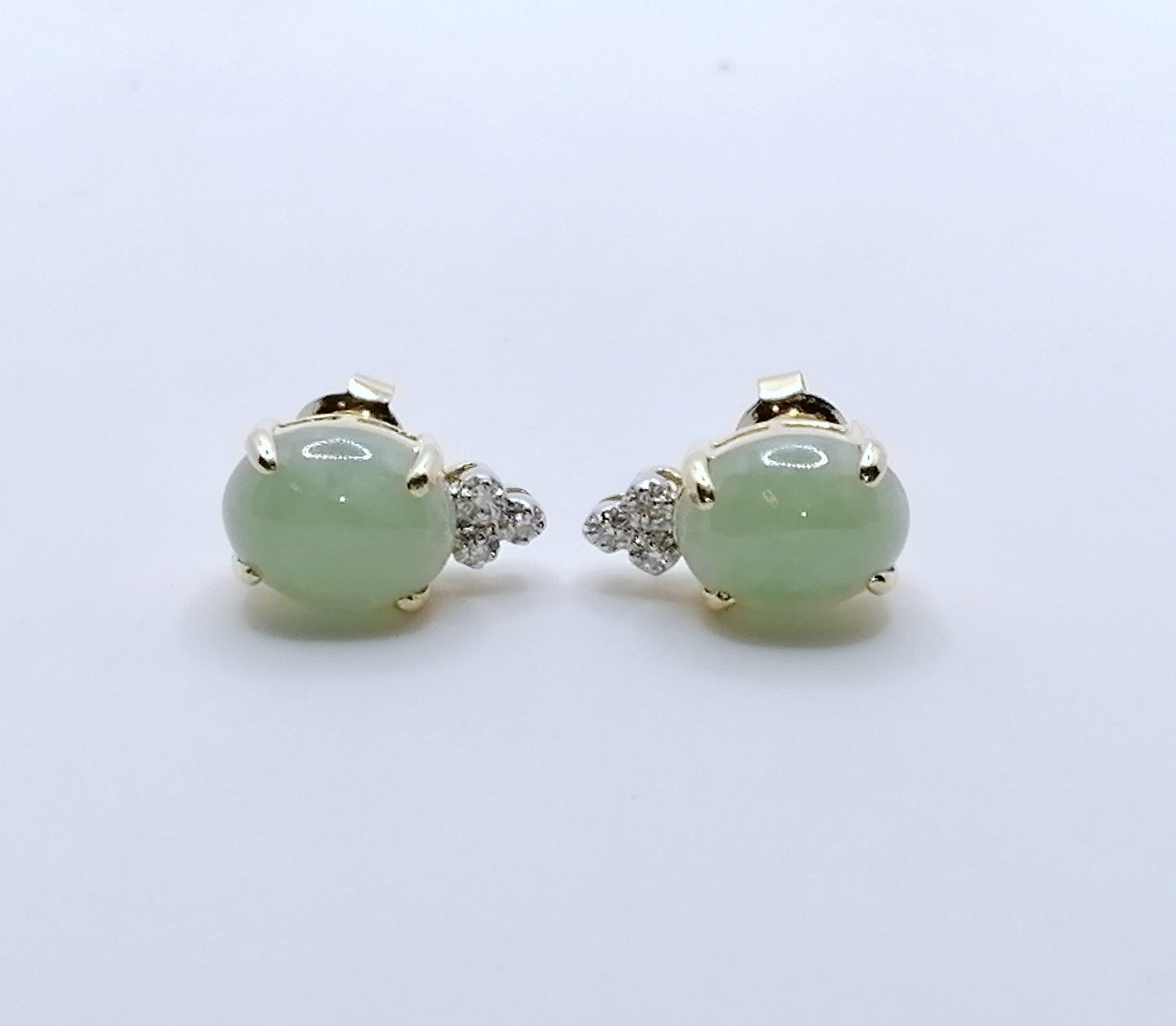 Ohrstecker Gold 585er mit Jade und Diamanten