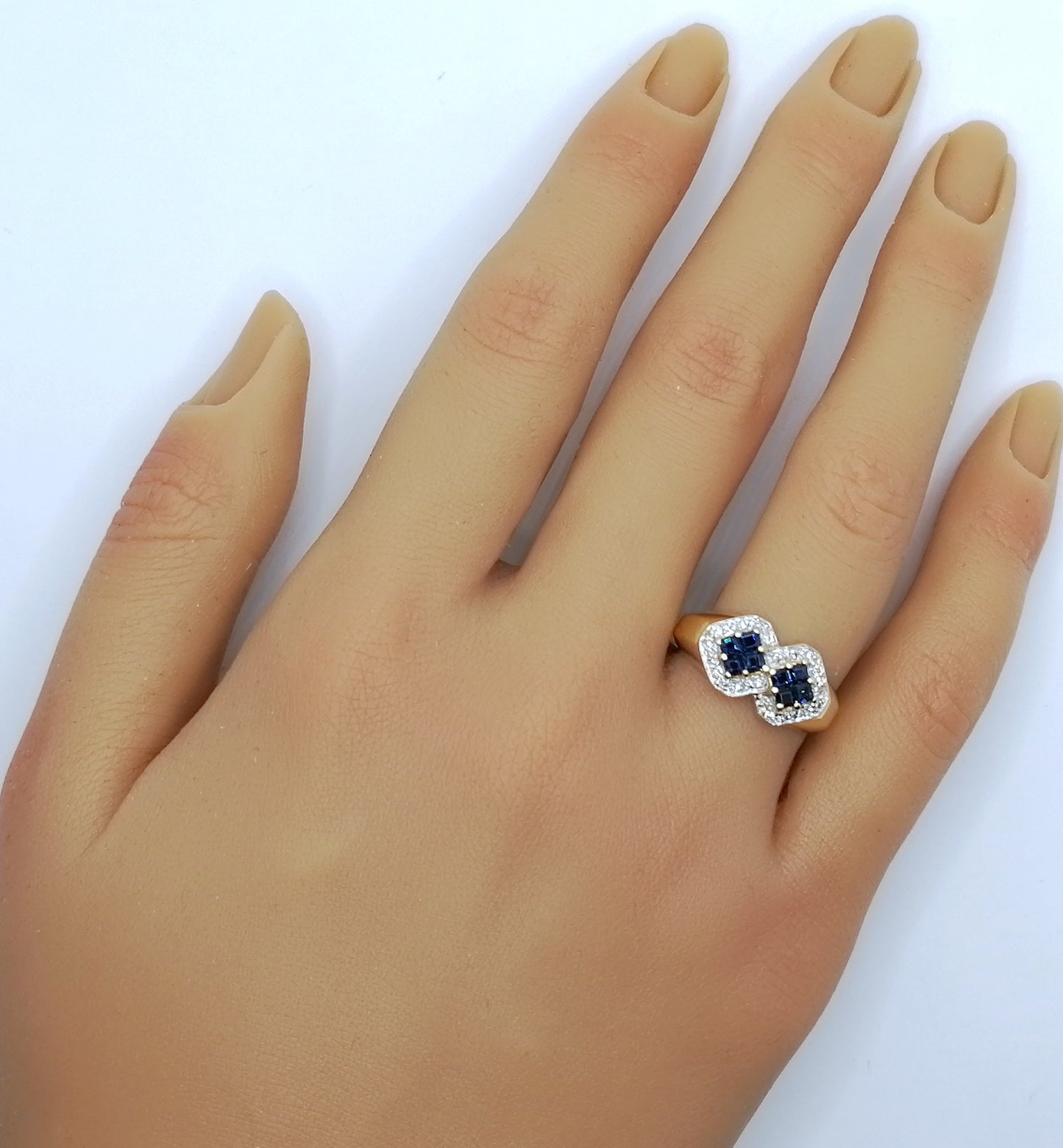 Ring Gold 750er mit Saphiren und Diamanten Gr. 53