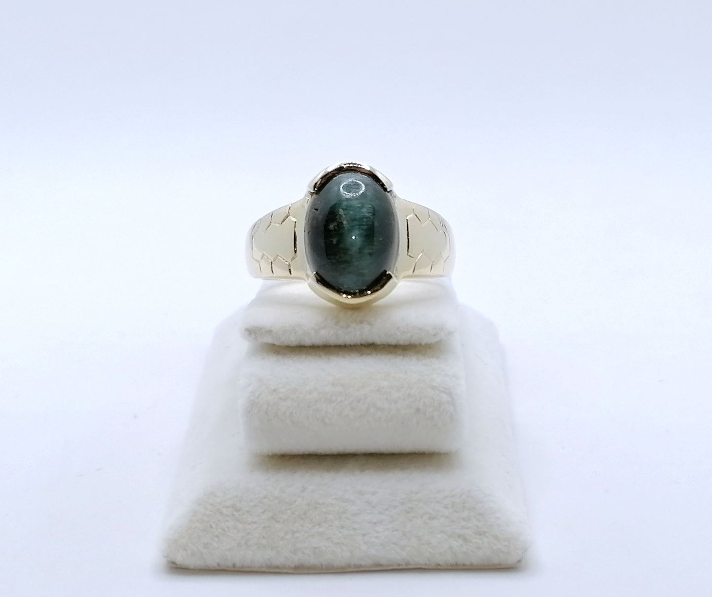 Ring Gold 375er mit Tourmalin Cabochon Gr. 63