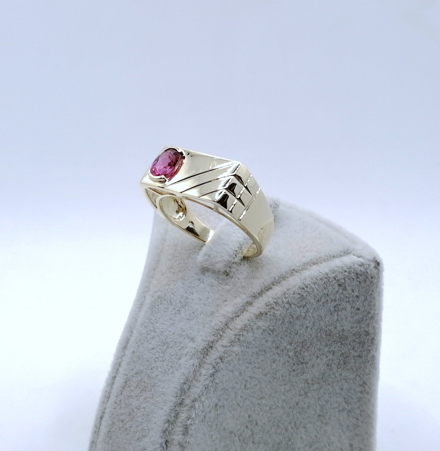 Ring Gold 375er mit Tourmalin Siegelring Gr. 63