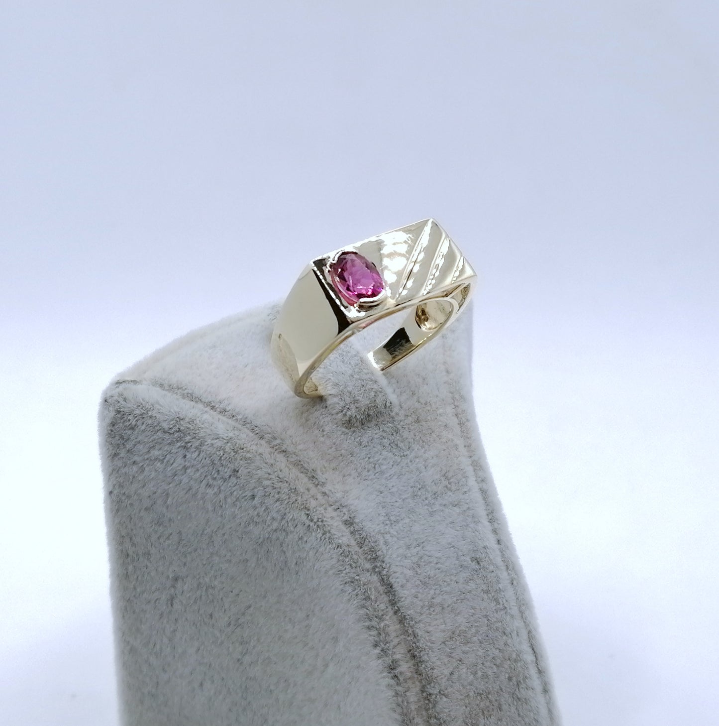 Ring Gold 375er mit Tourmalin Siegelring Gr. 63