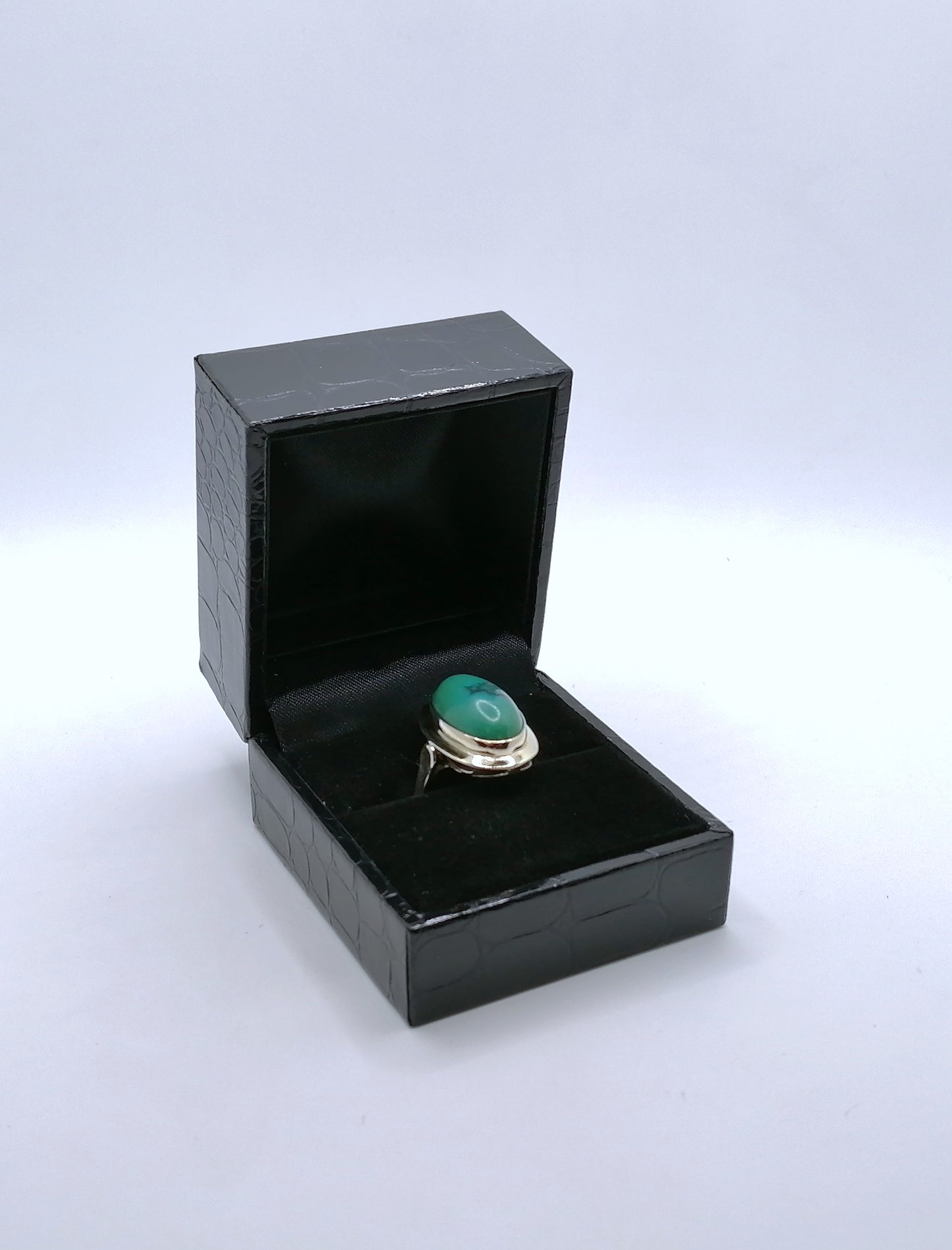 Vintage Ring Gold 333er mit Türkisstein