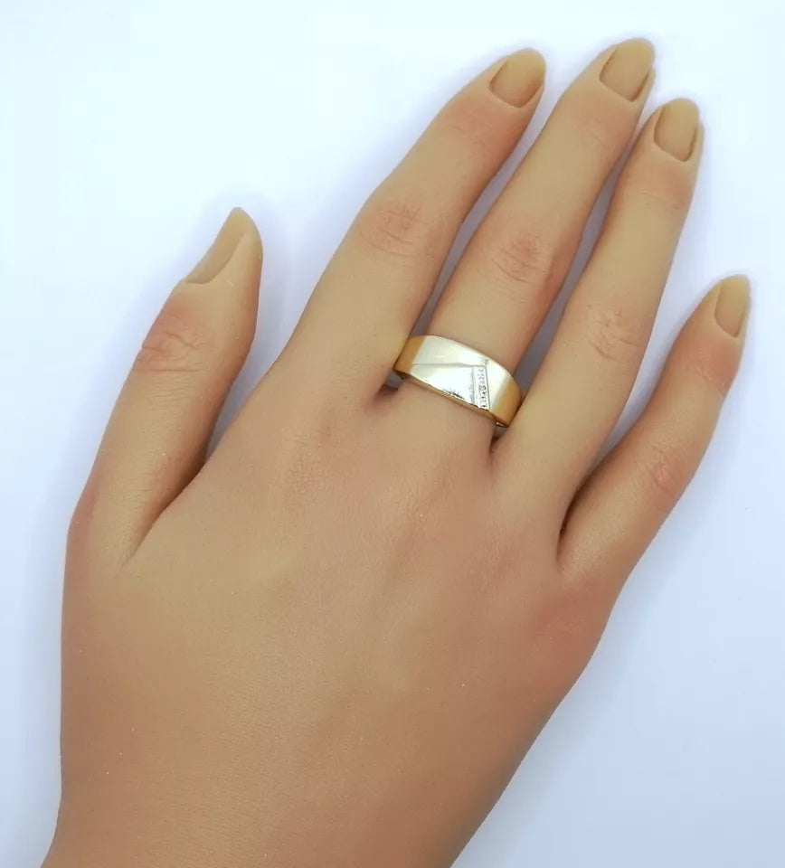 Ring Gold 585er Siegelring mit Diamantsplitter Gr. 69