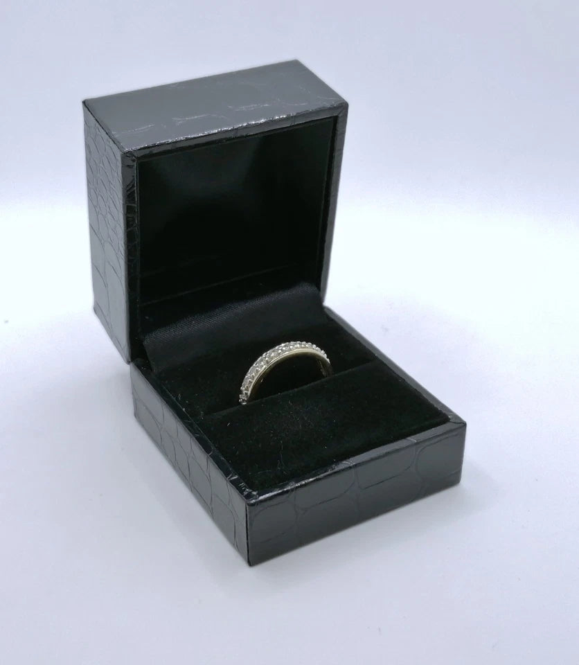 Ring Gold 375er mit Diamantsplitter Gr. 53