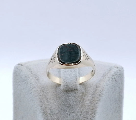 Vintage Ring Gold 585er Siegelring mit Heliotrop Gr. 66