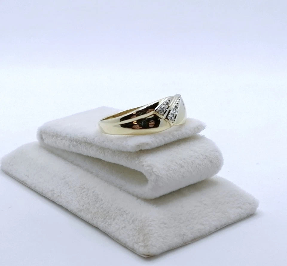Ring Gold 585er mit Diamantsplitter Gr. 61